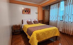 Lhotse Hostel B&B